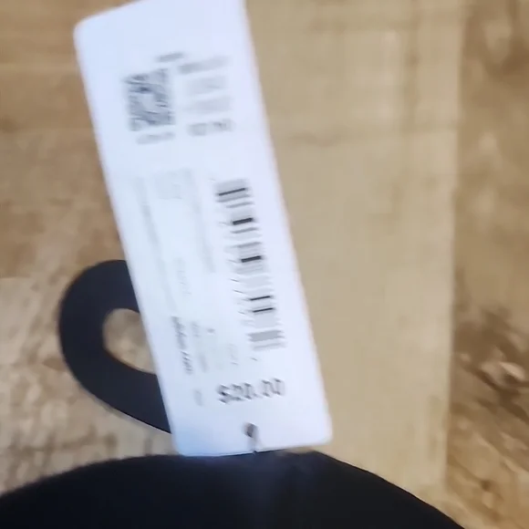 Adidas Black and Gray Beanie - Picture 3 of 6